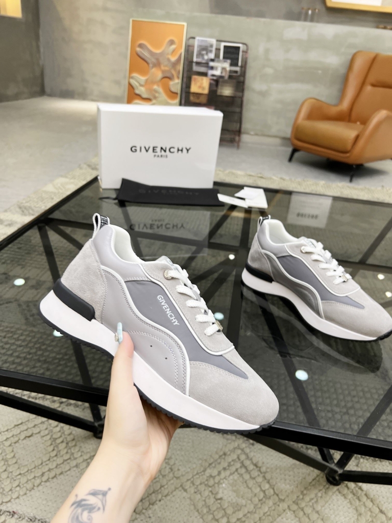 Givenchy Sneakers